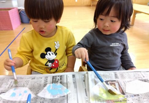 1歳児　そら組「ひな祭り制作♪」