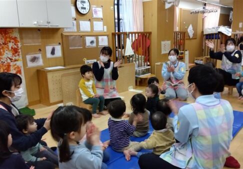 2月乳児クラス誕生会