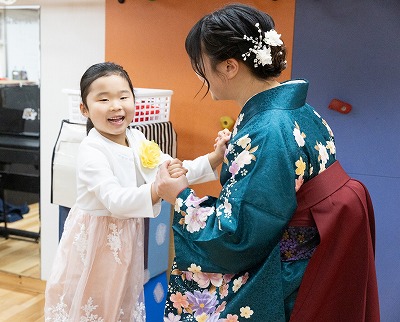 先生大好き！先生たちも卒園生からもらったたくさんの笑顔と思い出を宝物にして、離れていてもずっと皆さんの事を応援しています！先生たちもみなさんの事が大好きです💓