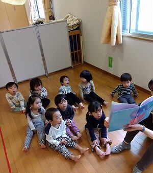 うさぎ組（２歳児クラス）☆4月の様子
