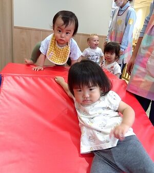 １歳児　たくさん体を動かしたよ！
