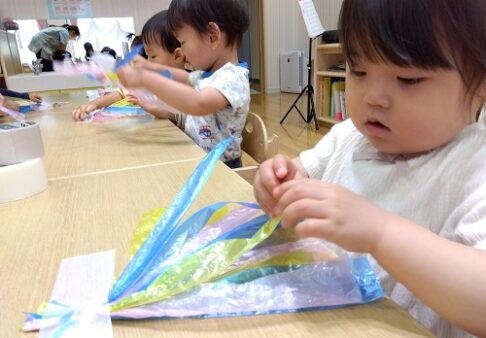 １歳児　スズランテープ