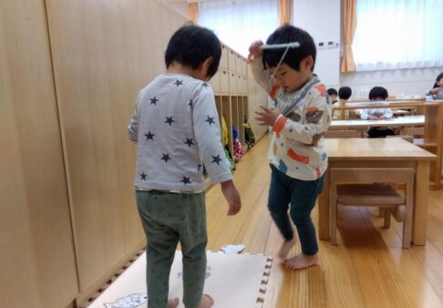 ２歳児　～室内でお魚釣り～