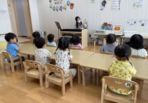 １歳児　朝の様子
