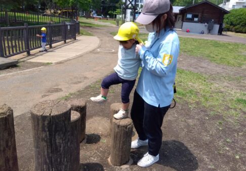 2歳児クラス　お散歩