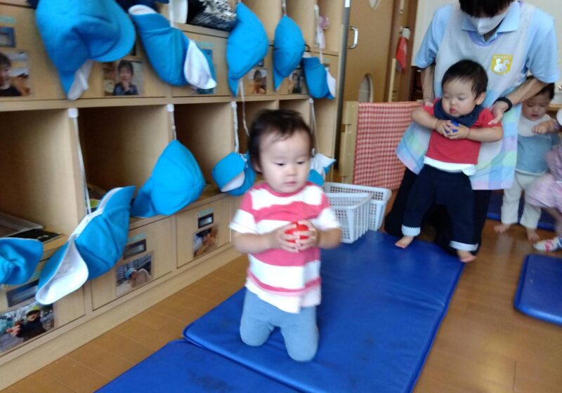 おひざであるくよ～