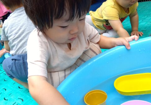 りす組（１歳児クラス）☆８月の様子