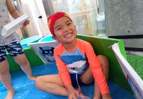 3～5歳児「プール遊び」