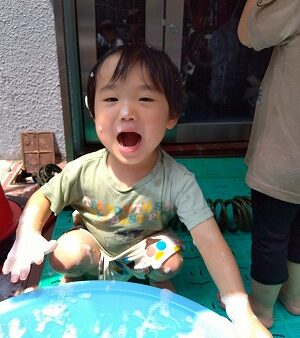 うさぎ組(2歳児クラス)☆８月の様子