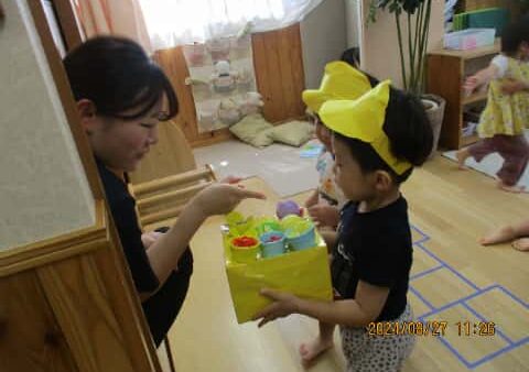 【遊び】アイスクリーム屋さん　～２歳児クラス