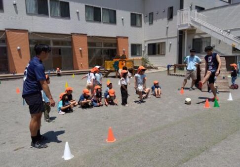３歳児４歳児５歳児クラス：サッカー教室