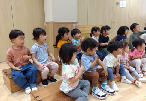 ２歳児　初めての英語教室
