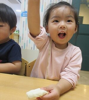 【1歳児】小麦粉粘土