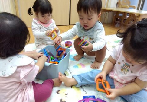 ０歳児　室内あそび