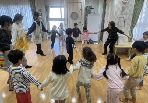 4,5歳児クラス　リトミック♬