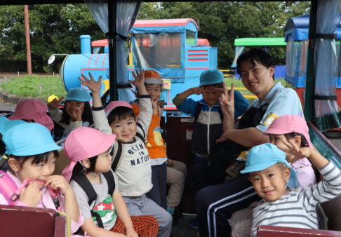幼児クラス　皆で遠足に行ってきたよ！！