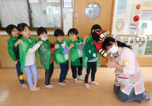 ５歳児☆ししまいを披露してくれました♪