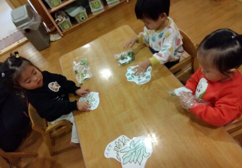 りすぐみ（１歳児クラス）☆１月の食育
