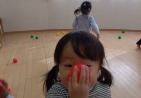 2歳児　ぱんだ組　「新しい技にも挑戦！」