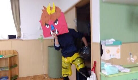 2歳児クラス：おには～そと！ふくは～うち！