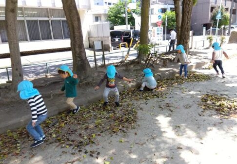 ３歳児　公園