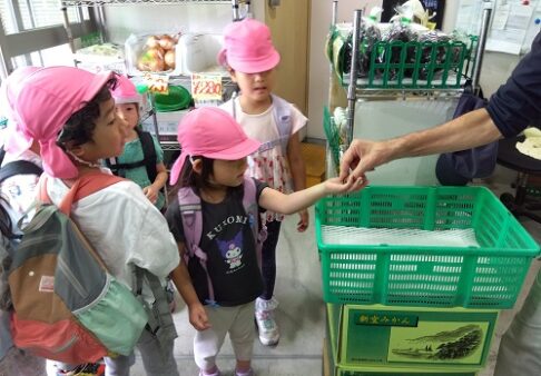 ５歳児　くじら組「ポテトサラダ作り🥗」