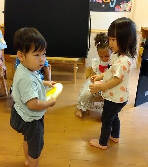 ５月の誕生日会がありました（2歳児）