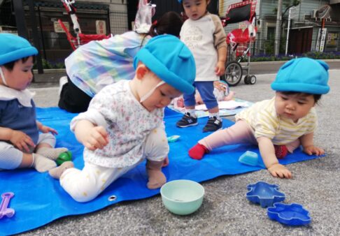 ０歳児　＊公園遊び＊