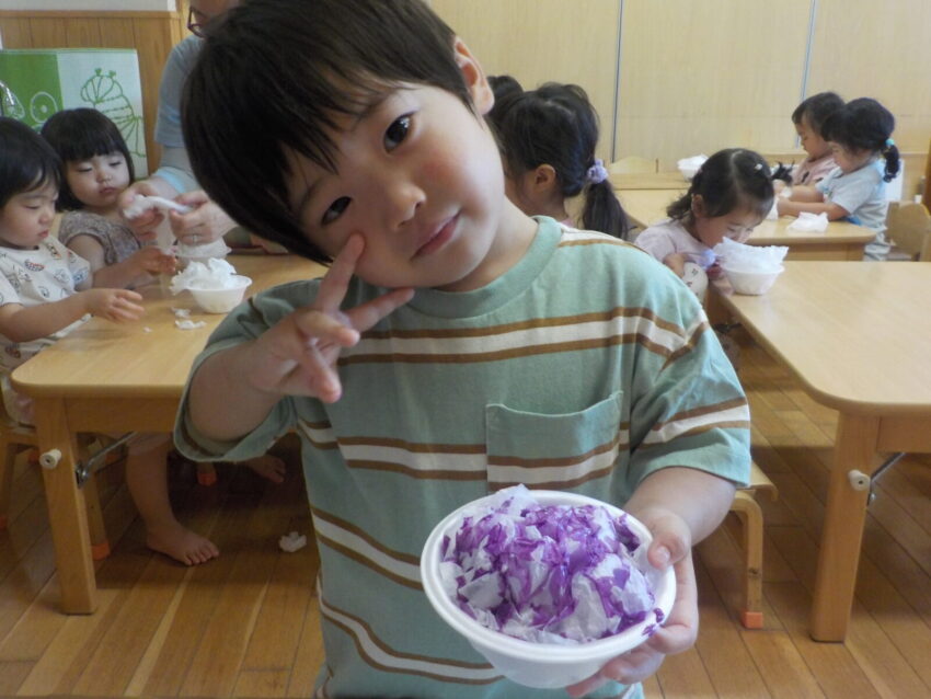 ぶどう味のかき氷を作ったよ!