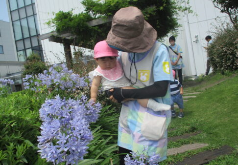 お散歩～０.1歳児クラス～