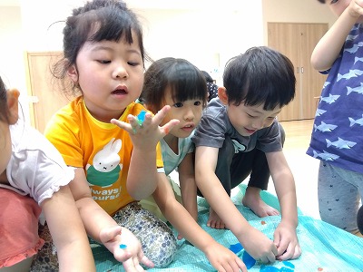 4歳児　感触遊びをしたよ！