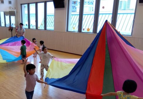 3歳児･4歳児･5歳児　パラバルーン体験