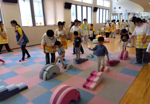 ３歳児　姉妹校のオープンキャンパスに参加