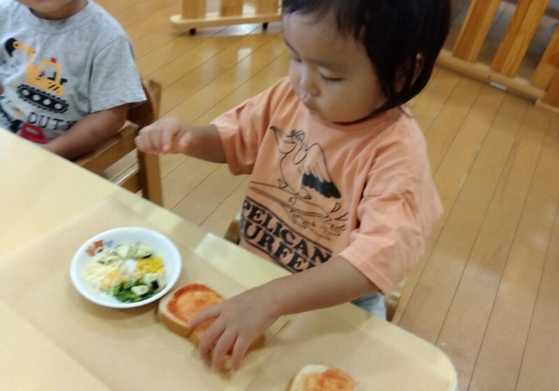 何お野菜からのせようかなー？