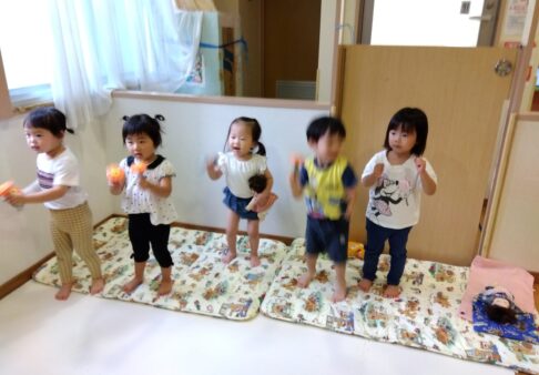 うさぎ組(2歳児クラス)☆８月の様子