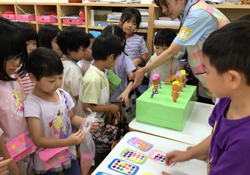 何色にしようかな