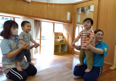 1・2歳児　体操教室の様子