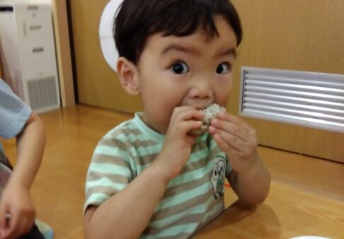 りす組（1歳児クラス）☆9月食育