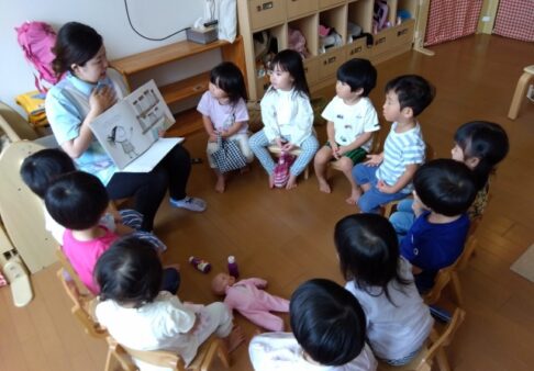 言葉や気持ちについてみんなで考えてみたよ～２歳児～
