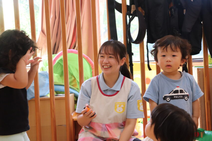 市ヶ谷保育園には素敵な先生がたくさんいます。
園紹介を兼ねて先生方の紹介もしている動画を作成しました。
市ヶ谷保育園の概要を知りたい方は是非ご覧下さい。
入園説明会が 9月27日(土)10時~ あります!
ご予約をお待ちしております。
説明会の日に園見学も出来ます。