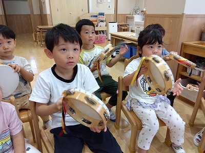3歳児　楽器遊びをしたよ！