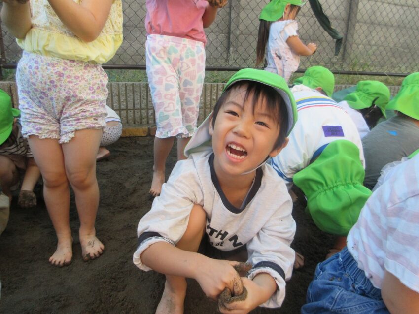 「大きくて硬いお団子はどうしたら作れるかな～」