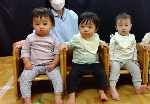 ０歳児　「生活発表会練習☆」