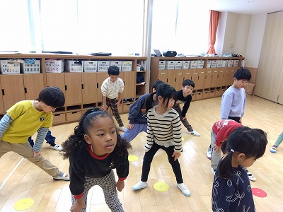 5歳児　怪獣ダンス！