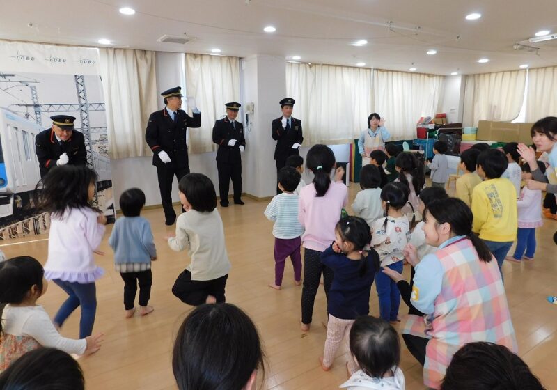 一緒にジャンボリーミッキー踊ったよ♪