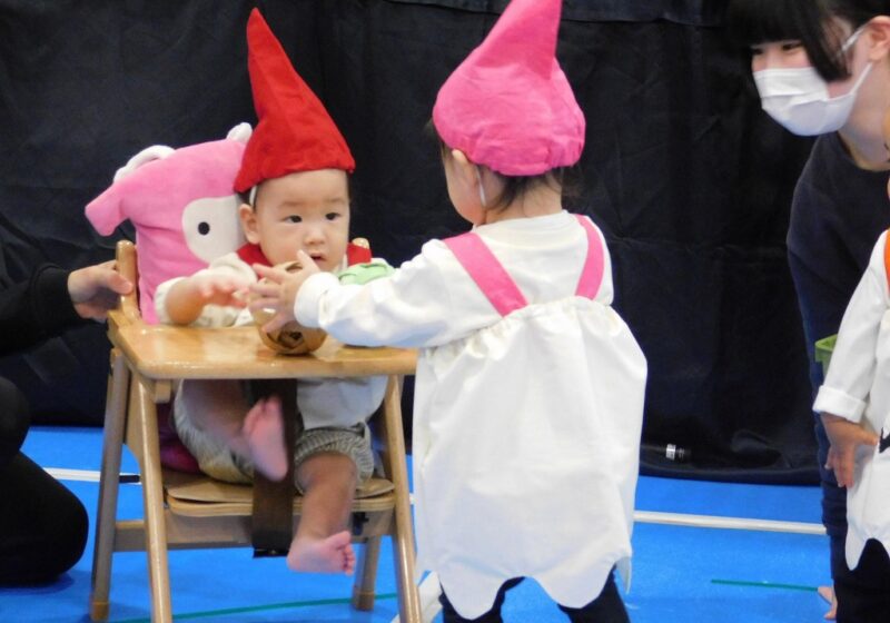 ０歳児☆おばけの体操