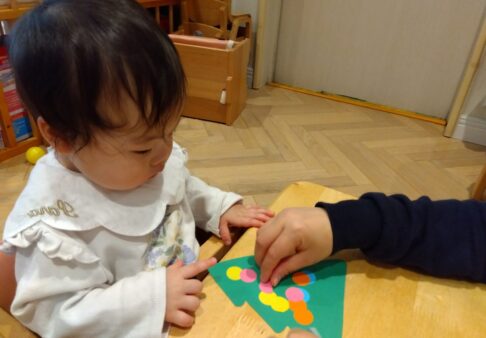 ０歳児クラス～クリスマス製作～