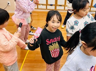 専門学校交流で作った楽器遊び