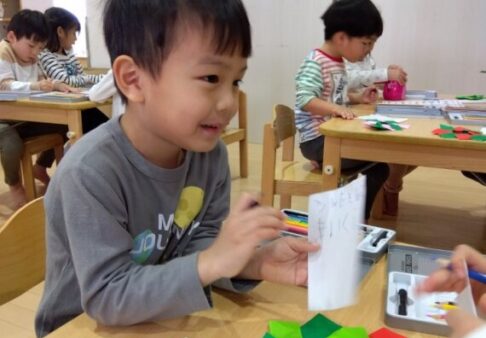 ４歳児　きりん組「サンタさんにお手紙」