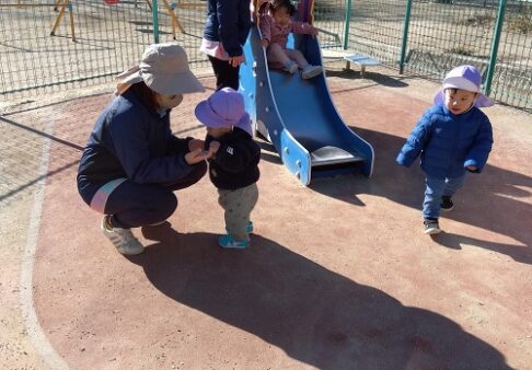 ０歳児　公園